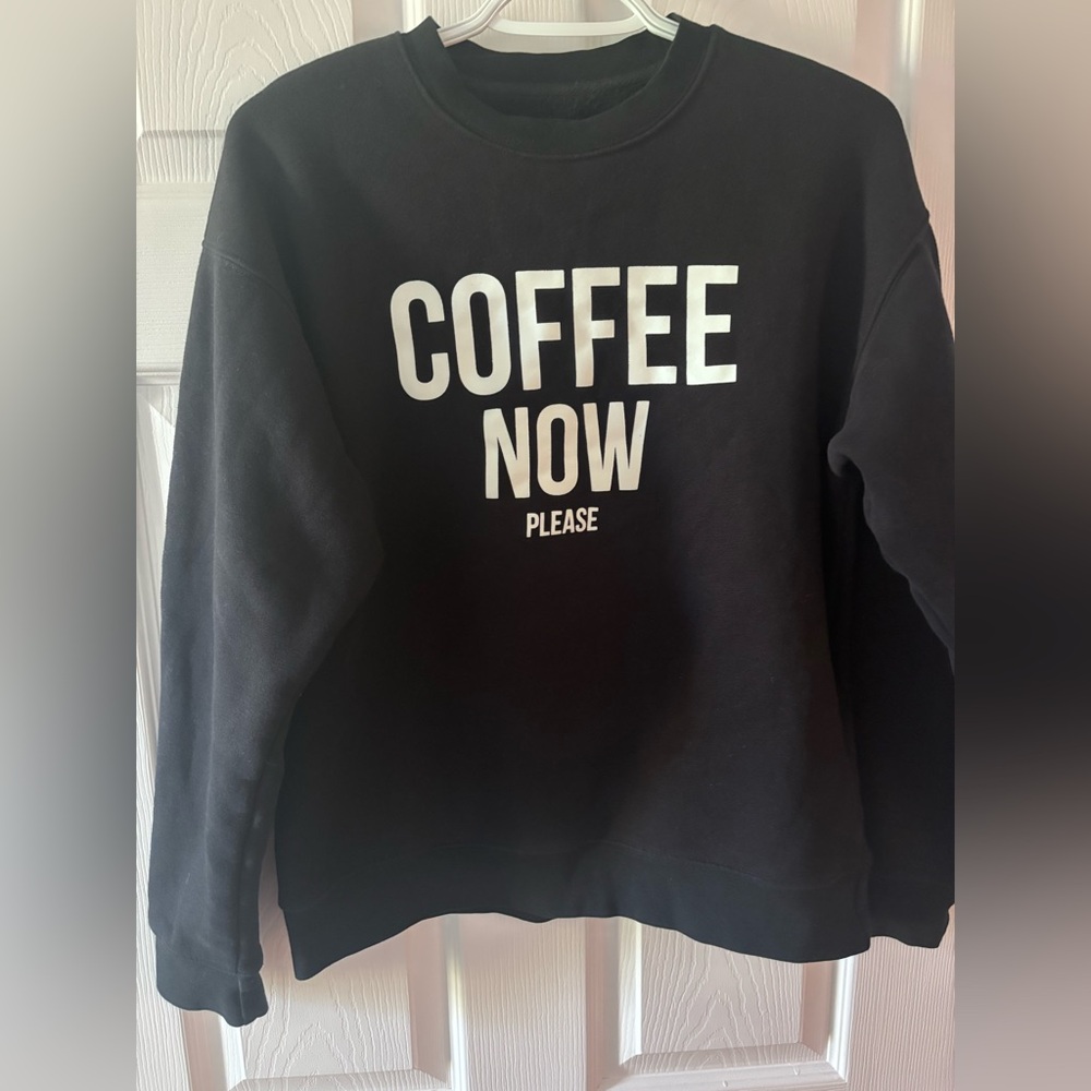 *🆓 w/ purchase BTL Sweater